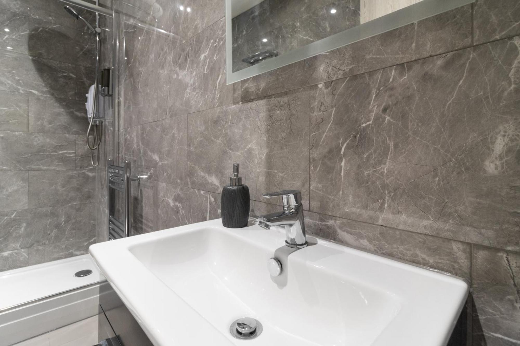 Whiskawaystays - Foregate Street - Apartment 4 Worcester Exterior foto